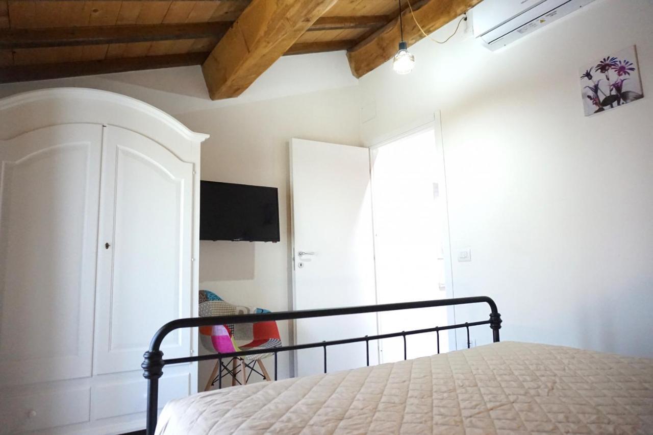 Appartamento Casa Brigante Luxury With Pool Capannori Esterno foto